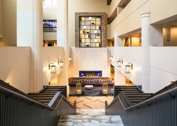Hilton Lexington/Downtown hotel thumbnail 3