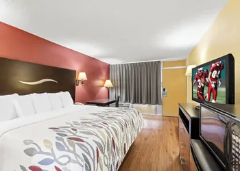 Red Roof Inn Berea hotel thumbnail 4