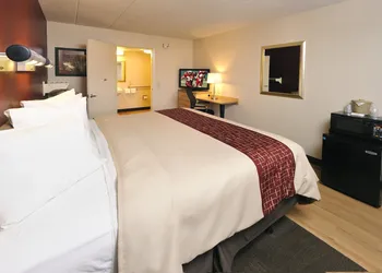 Red Roof Inn Lexington South hotel thumbnail 5