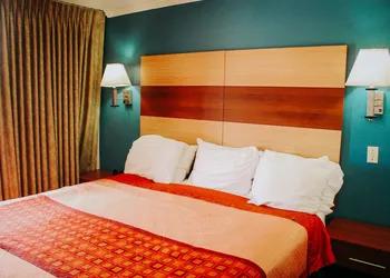 Rodeway Inn & Suites Lake Havasu City hotel thumbnail 4