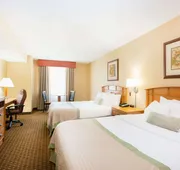 Ramada Tropics Resort & Conf Center by Wyndham Des Moines hotel detail image 4