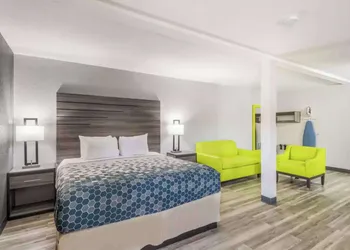 Sonesta Essential Des Moines hotel thumbnail 6