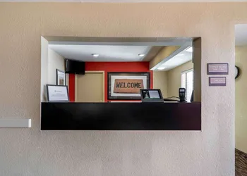 Extended Stay America Select Suites - Des Moines - West Des Moines hotel thumbnail 2