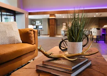 Revel Hotel Des Moines Urbandale, Tapestry Collection by Hilton hotel thumbnail 6