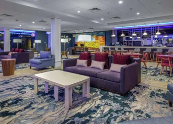 DoubleTree by Hilton Hot Springs hotel thumbnail 2