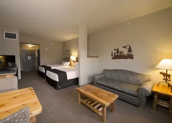 Great Wolf Lodge Grand Mound hotel thumbnail 2
