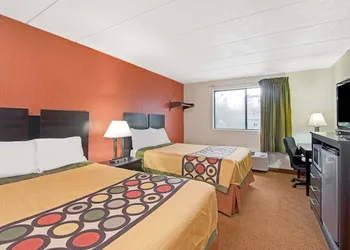 Super 8 by Wyndham Stamford/New York City Area hotel thumbnail 5