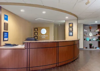 Comfort Inn Rutland - Killington hotel thumbnail 2