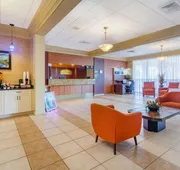 Howard Johnson by Wyndham Lakeland hotel detail image 3