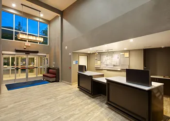 Holiday Inn Express & Suites Paso Robles by IHG hotel thumbnail 2
