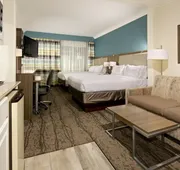 Holiday Inn Express & Suites Paso Robles by IHG hotel detail image 5