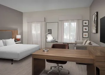 Hampton Inn & Suites Paso Robles hotel thumbnail 7