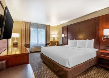 Comfort Inn Fairfield Napa Valley Area hotel thumbnail 2