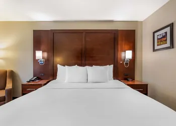 Comfort Inn Fairfield Napa Valley Area hotel thumbnail 3