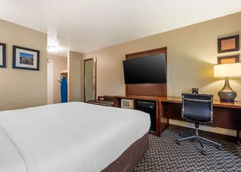 Comfort Inn Fairfield Napa Valley Area hotel thumbnail 5