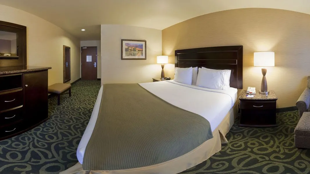 Holiday Inn Express Hotel & Suites Atascadero by IHG hotel detail image 2