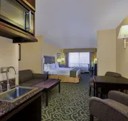 Holiday Inn Express Hotel & Suites Atascadero by IHG hotel detail image 7