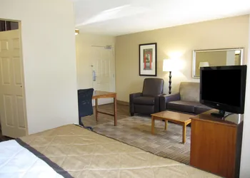 Extended Stay America Suites Greensboro Airport hotel thumbnail 8