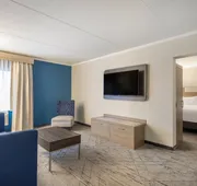 Holiday Inn Express & Suites Greensboro-(I-40 Wendover) by IHG hotel detail image 5