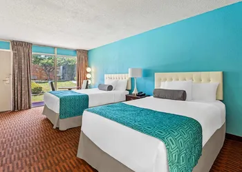 Howard Johnson by Wyndham Albany hotel thumbnail 7