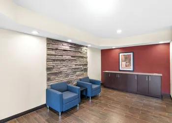 Quality Inn Queensbury - Lake George Area hotel thumbnail 2