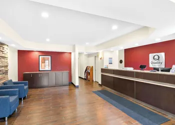 Quality Inn Queensbury - Lake George Area hotel thumbnail 3