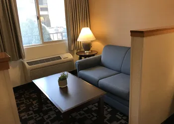MorningGlory Inn & Suites hotel thumbnail 8