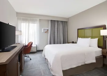Hampton Inn by Hilton Middletown hotel thumbnail 7