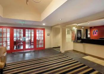 Studio 6 Extended Stay Fishkill Route 9 NY hotel thumbnail 2