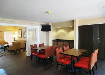 Studio 6 Extended Stay Fishkill Route 9 NY hotel thumbnail 5