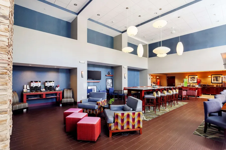 Hampton Inn & Suites Poughkeepsie hotel detail image 2