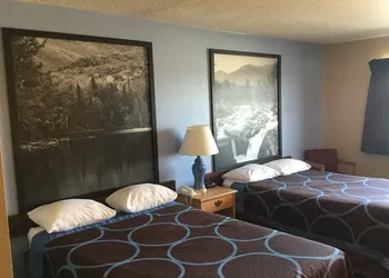 Super 8 by Wyndham Middletown hotel thumbnail 6
