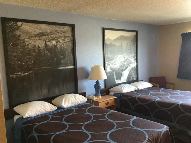 Super 8 by Wyndham Middletown hotel detail image 6