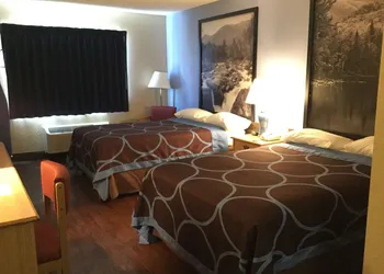 Super 8 by Wyndham Middletown hotel thumbnail 7
