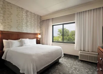 Courtyard by Marriott Middletown Goshen hotel thumbnail 8