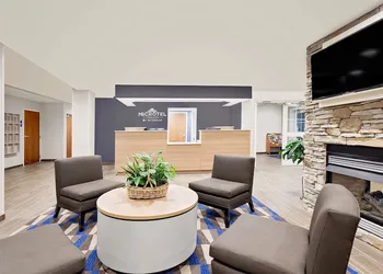 Microtel Inn & Suites by Wyndham Middletown hotel thumbnail 3