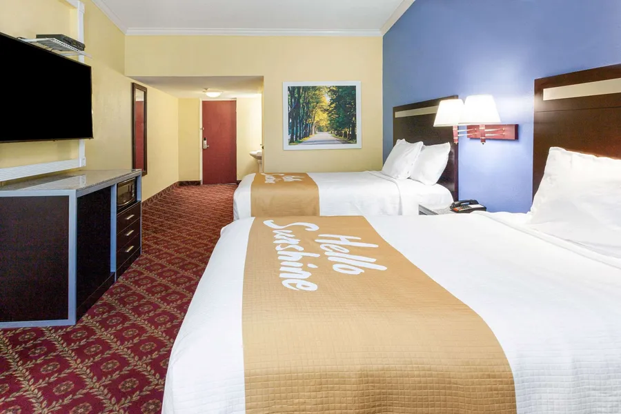 Days Inn by Wyndham Nanuet / Spring Valley hotel detail image 6
