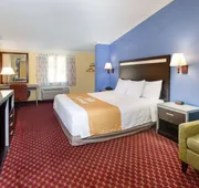Days Inn by Wyndham Nanuet / Spring Valley hotel detail image 7