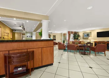 Baymont By Wyndham Gainesville I-75 hotel thumbnail 2