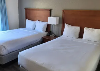 Baymont By Wyndham Gainesville I-75 hotel thumbnail 6