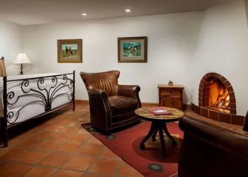 Hermosa Inn hotel thumbnail 6