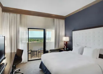 DoubleTree by Hilton Little Rock hotel thumbnail 8