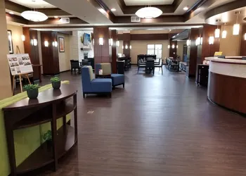 Comfort Suites Little Rock West hotel thumbnail 2