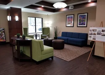Comfort Suites Little Rock West hotel thumbnail 3