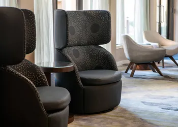 Courtyard by Marriott John Wayne Airport/Orange County hotel thumbnail 3