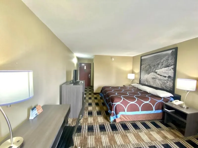 Super 8 by Wyndham Conway hotel detail image 6