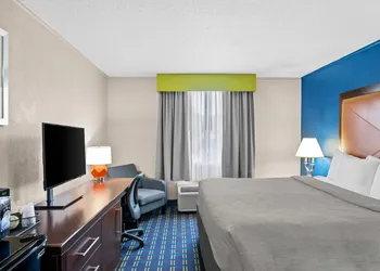 Quality Inn Little Rock South hotel thumbnail 7