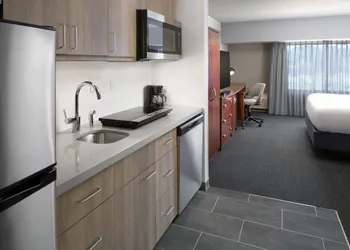 Courtyard By Marriott Shelton hotel thumbnail 4