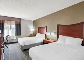 Clarion Inn North Haven - New Haven North hotel thumbnail 6