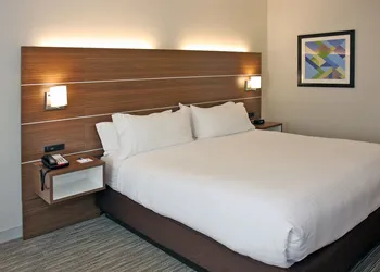 Holiday Inn Express Branford-New Haven by IHG hotel thumbnail 2